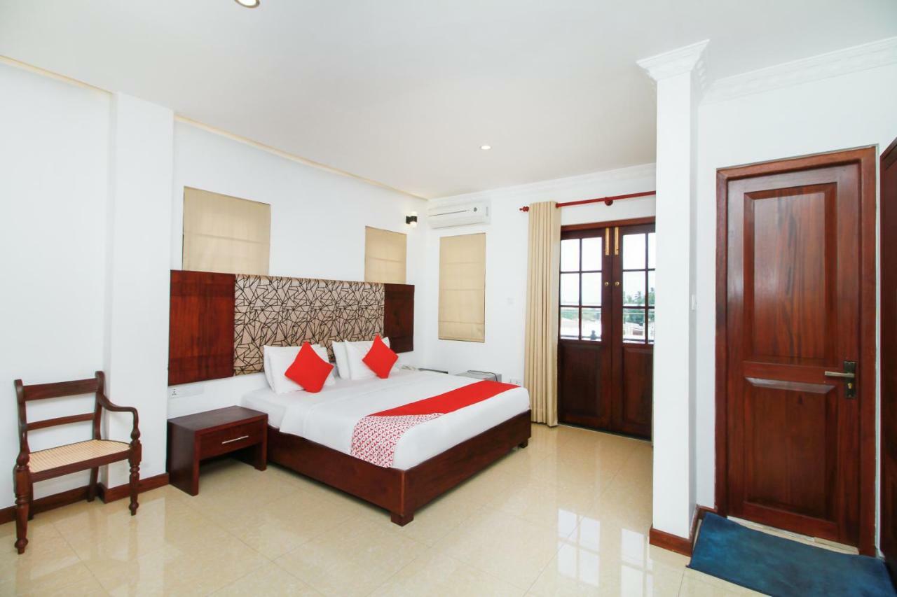 Hotel Queensbury Malabe Kaduwela Exterior foto